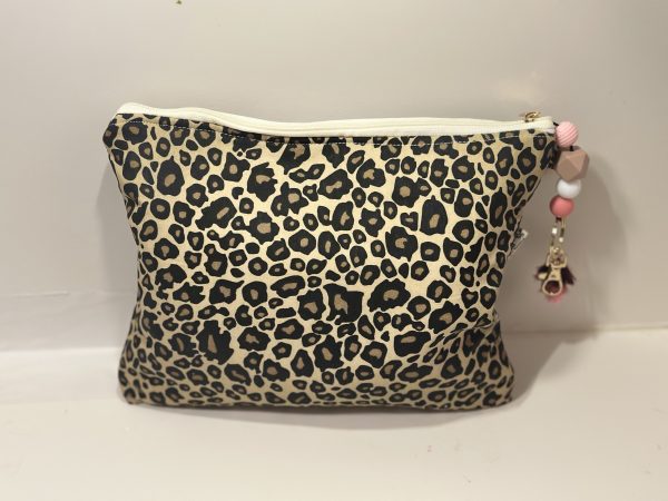 Cosmetic bag