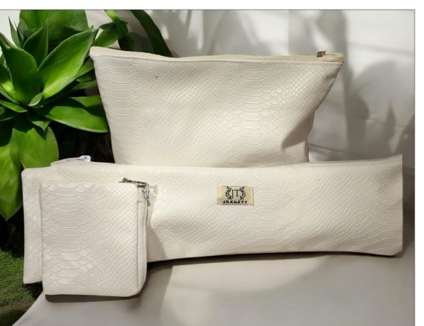 Cosmetic bag